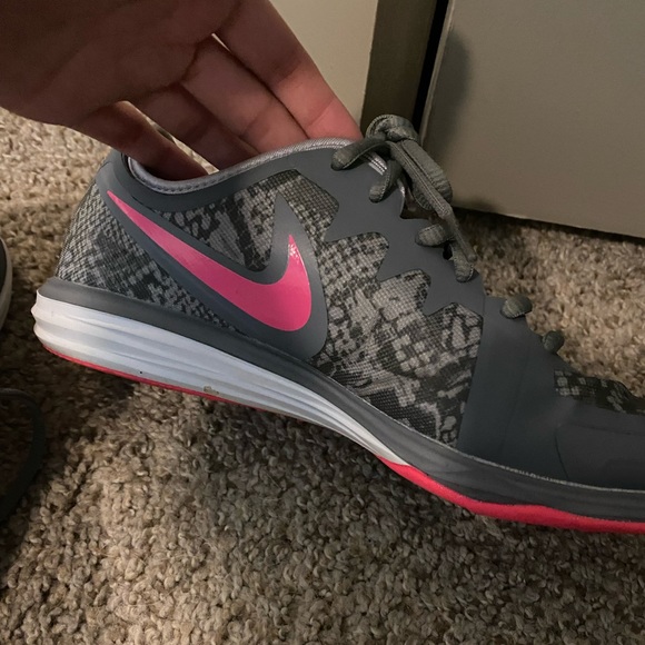 Women’s Nike Training Shoes - Picture 4 of 6